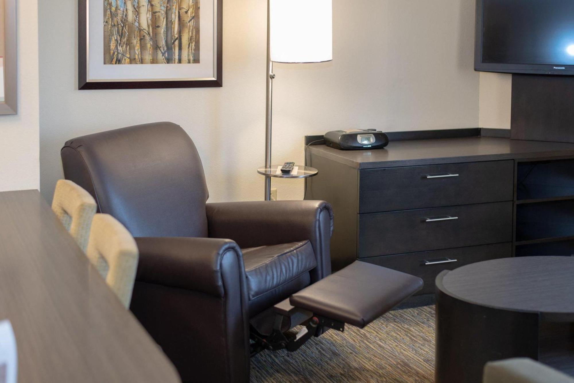 Sonesta Simply Chicago 3*
