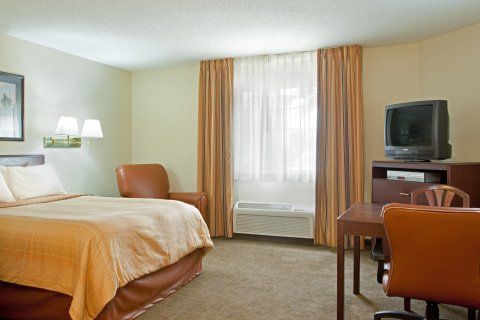 Sonesta Simply Chicago Waukegan